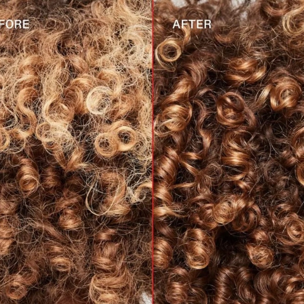Olaplex No. 4C Bond Maintenance Clarifying Shampoo - Picture 2 of 3